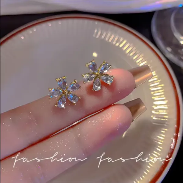 Floral_Design_Stylish_Diamond_resemble_Zirconia_stone_Stud_for_Girls_&_Women,_Stylish_Western_Korean_Jewellery