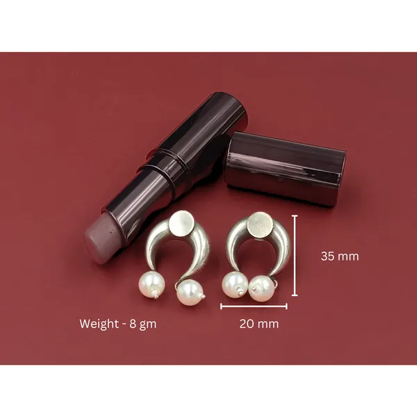 Dual_Pearl_Horse_Shoe_style_Oxidized_Stud_Traditional_Oxidized_Earrings_For_Women_&_Girls_|_Stylish_&_Fashionable_Earing