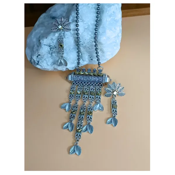 Dual_Tone_Drop_style_Long_Oxidized_Pendant_Chain_for_Women_&_Girls
