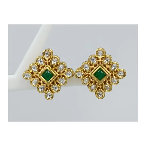 Dazzling_Green_colour_Petal_Shape_Kundan_Earring_for_Women_&_Girls,_Stylish,_Traditional_&_wedding_earrings