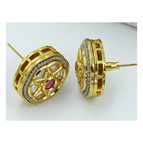 Flower_shape_Pink_&_White_Kundan_Stud_for_Women_&_Girls,_Traditional,_Festive_&_Wedding_Jewellery