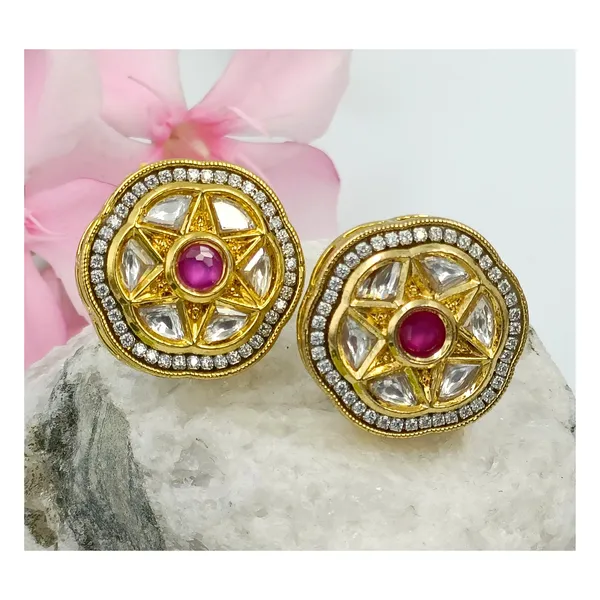 Flower_shape_Pink_&_White_Kundan_Stud_for_Women_&_Girls,_Traditional,_Festive_&_Wedding_Jewellery