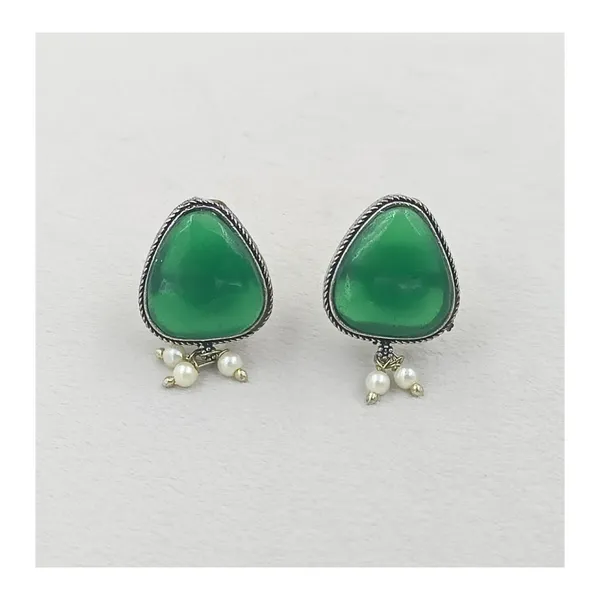 Pearl_drop_Green_Colour_Monalisa_stone_Triangular_shape_Oxidize_earrings_for_women_&_girls,_Stylish_earring
