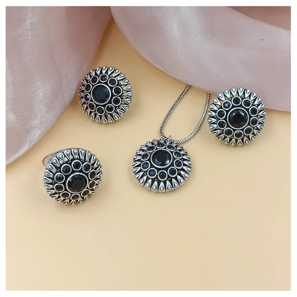 Black_Double_Layer_Floral_Design_Pendant_Chain_Set_With_Earrings_&_Ring_Studded_With_Black_Colour_Premium_Glass_Stone_For_Women_&_Girl