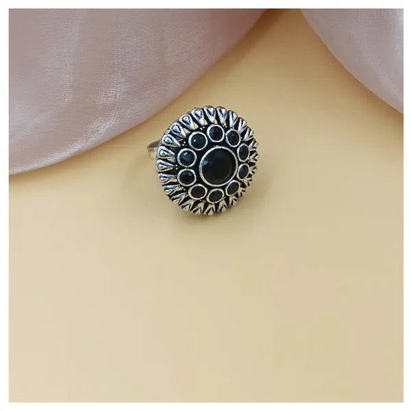 Black_Double_Layer_Floral_Design_Pendant_Chain_Set_With_Earrings_&_Ring_Studded_With_Black_Colour_Premium_Glass_Stone_For_Women_&_Girl