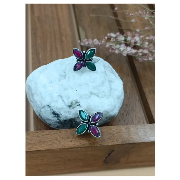 Simple_Floral_Petals_Design_Red_&_Green_Oxidised_Stud_for_women_&_girls,_Stylish_Fashionable_Earring