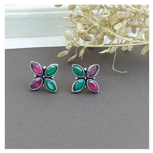 Simple_Floral_Petals_Design_Red_&_Green_Oxidised_Stud_for_women_&_girls,_Stylish_Fashionable_Earring