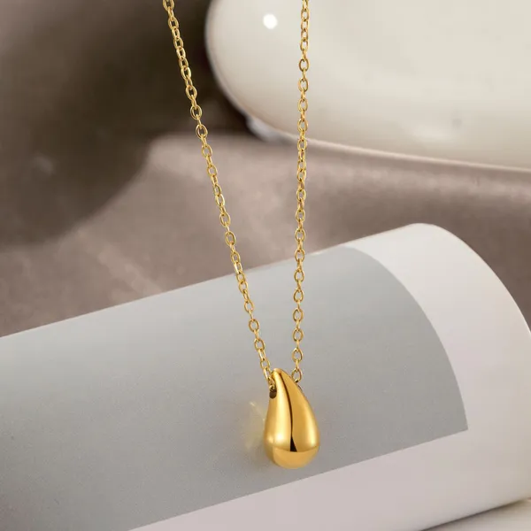 Gold_Tear_Drop_Pendant_Chain_Stainless_Steel_Necklace_For_Girls_&_Women