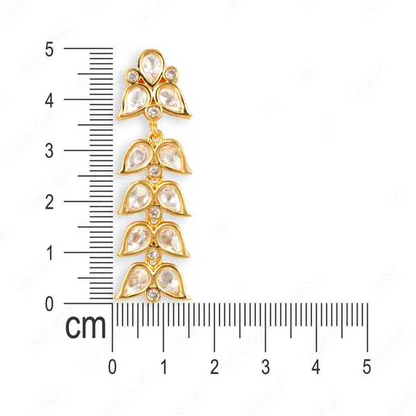 Leaf_style_Golden_Traditional_Kundan_Dangler_Earring_For_Women_&_Girls_|_Stylish_&_Fashionable_Earing