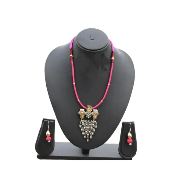 Pink_Antique_Silver_Look_Alike_Pendant_Set_With_Pink_Color_Strand_For_Women_And_Girls