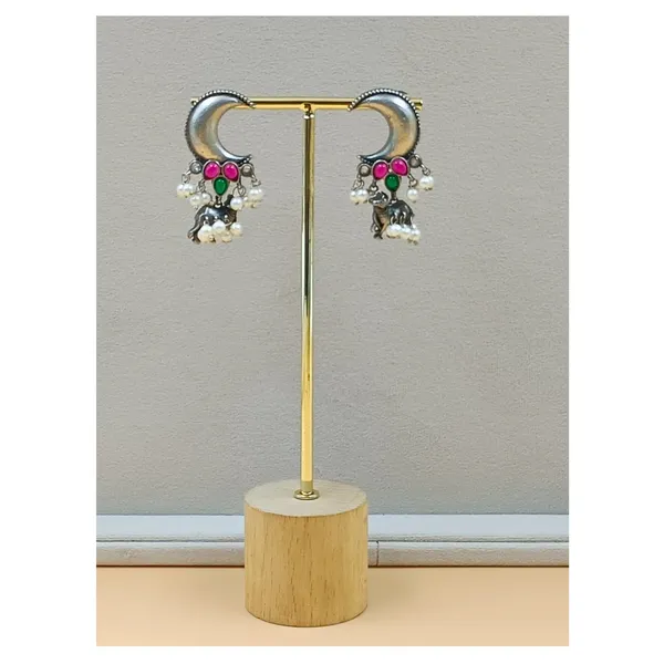 Cresent_Moon_style_Pearl_Drop_Silverlook_alike_Oxidised_earring_for_Girls_&_Women