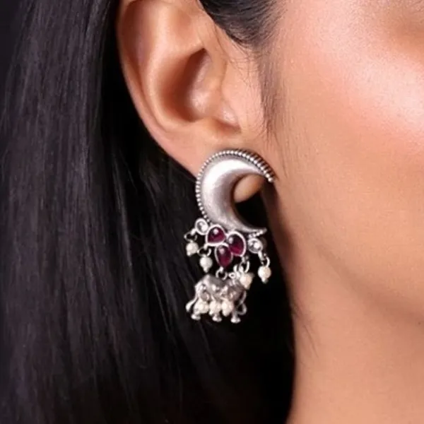 Cresent_Moon_style_Pearl_Drop_Silverlook_alike_Oxidised_earring_for_Girls_&_Women