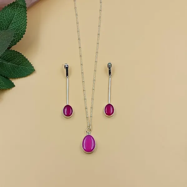 Pink_Natural_Stone_Pink_Fuchsia_Chalcedony_Pendant_Set_With_Long_Drop_Style_Earring_For_Women