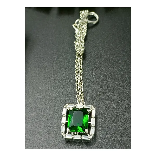 Green_&_White_AD_Stone_Premium_Quality_Designer_wedding_Necklace_Set_for_Women_&_Girls