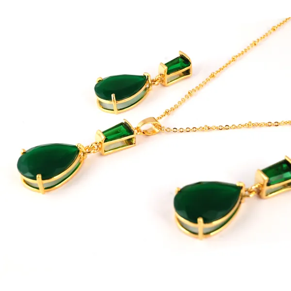 Green_Natural_Stone_Green_Onyx_Fashionable_Pendant_Chain_Set_For_Women_And_Girls