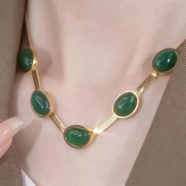 High_Grade_Green_Emerald_Stone_Stainless_Steel_Snake_Chain_Necklace_For_Girls_&_Women