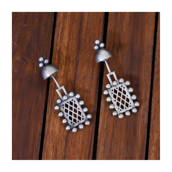 Silver_look_alike_Geometric_design_long_Oxidized_Dangler_for_Women_&_Girls,_Stylish_Fashionable_Trendy_earring