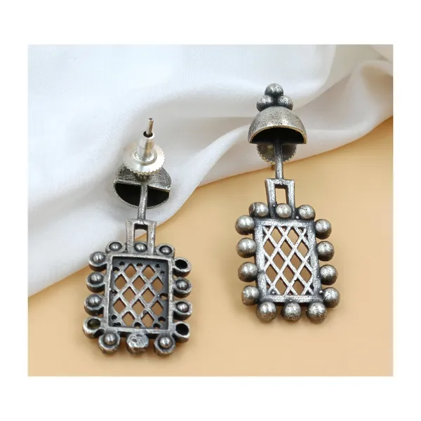 Silver_look_alike_Geometric_design_long_Oxidized_Dangler_for_Women_&_Girls,_Stylish_Fashionable_Trendy_earring