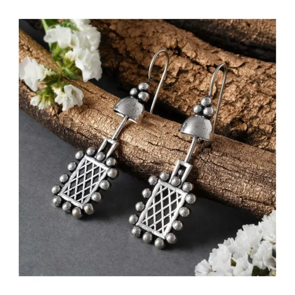 Silver_look_alike_Geometric_design_long_Oxidized_Dangler_for_Women_&_Girls,_Stylish_Fashionable_Trendy_earring