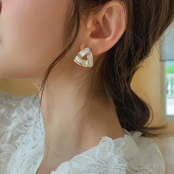 Enamel_Inlaid_Twisted_Woven_Triangular_Shape_shape_stud,_Stylish_Korean_Western_Jewellery_for_Women_&_Girls