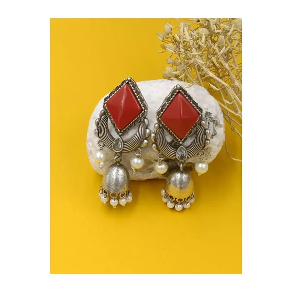 Red_Diamond_Shape_Red_Stone_Studded_Bell_Dome_Style_Oxidized_Jhumka_For_Women_&_Girls