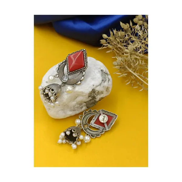 Red_Diamond_Shape_Red_Stone_Studded_Bell_Dome_Style_Oxidized_Jhumka_For_Women_&_Girls
