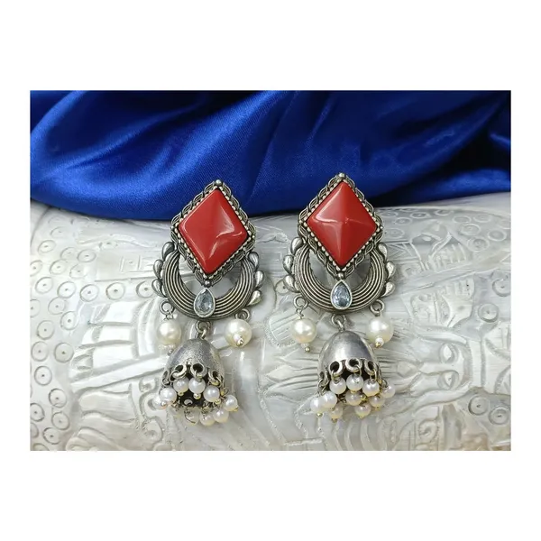 Red_Diamond_Shape_Red_Stone_Studded_Bell_Dome_Style_Oxidized_Jhumka_For_Women_&_Girls