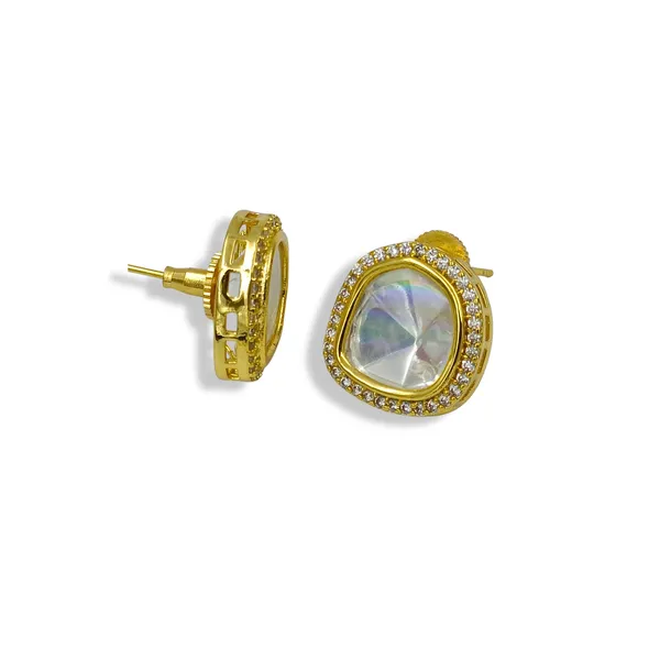 Traditional_Gold_Plated_Kundan_Stud_for_Women_&_Girls,_Stylish_Earring,_Traditional_Jewelleries