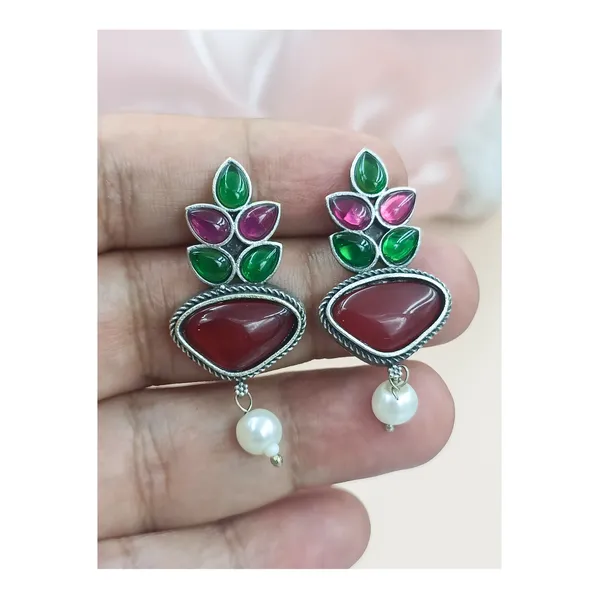 Red_&_Green_Feather_style_Oxidized_stud_for_Women_&_Girl,_Stylish_Fashionable_Trendy_Earring