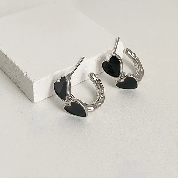 Black_Enamel_Paint_Heart_design_Half_hoop_style_Earrings_for_Women_&_Girls,_Stylish,_Fashionable_Korean_Jewelry