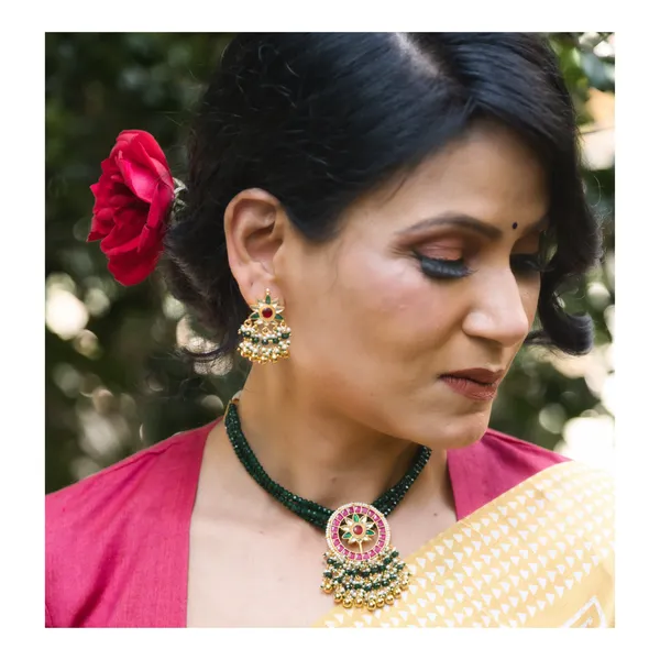 Vibrant_Green_&_Pink_floral_design_Paachi_Kundan_Necklace,_Wedding_jewellery,_Traditional_Jewellery_for_Women_&_Girls