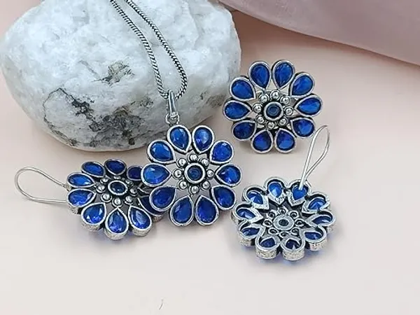 Blue_Floral_Design_Oxidised_Pendant_Set_With_Earrings_&_Ring_Embossed_With_Blue_Color_Glass_Stone_Available_For_Women_&_Girls
