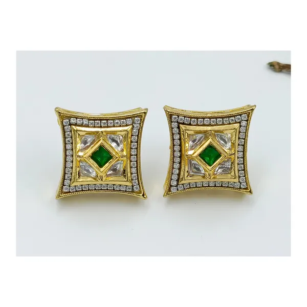 Dazzling_Green_colour_Square_Shape_Kundan_Earring_for_Women_&_Girls,_Stylish,_Traditional_&_wedding_earrings