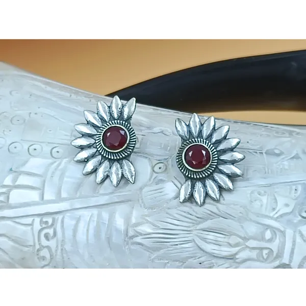Half_Cicle_Floral_Design_Oxidised_Stud_Stylish_&_Fashionable_Earing_Studded_With_Red_Stone_For_Women_&_Girls