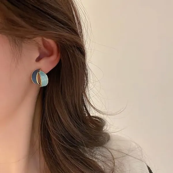 Teel_Green_Geometric_Arc_Oil_Drop_Enameled_Geometric_Shape_Retro_Blue_Stud