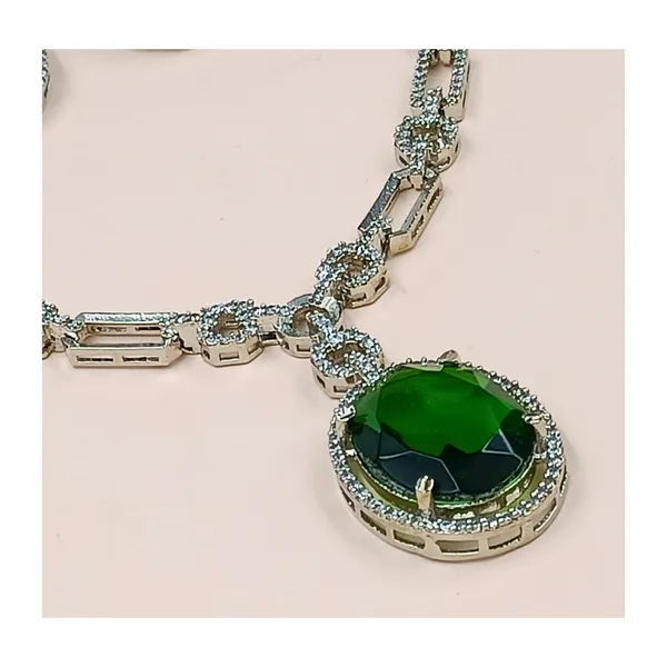 Oval_Shape_Large_American_Diamond_Pendant_Necklace_Set_for_Women_&_Girls,_Weeding_jewellery,_Traditional_Jewellery