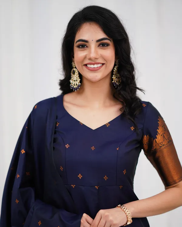 Sanvi_Blended_Silk_Salwar_Dupatta_With_Bottom__-_Navy_Blue