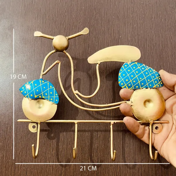 Metal_Key_Hanger_Scooter_Wall_Hanging