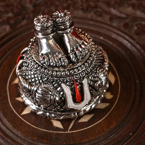 Silver_Metal_Charan_Paduka_|_For_Devotion