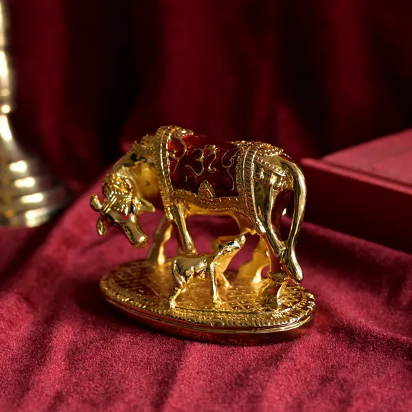 Gold_Metal_Cow_Calf_With_Meena_Work_|_For_Decorative_Products