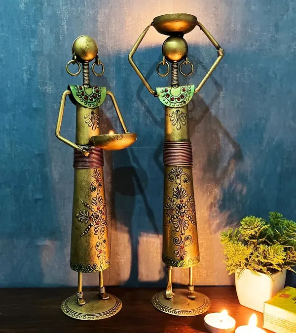 Antique_Design_Labour_Lady_|_For_Table_Top_Accessories