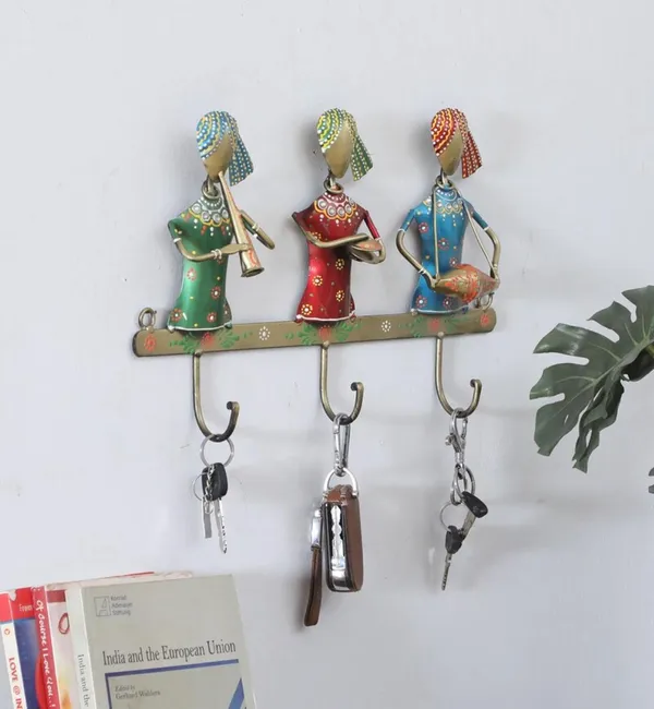 Metal_Handpainted_Decorative_Musician_Key_Holder_With_3_Hook�
