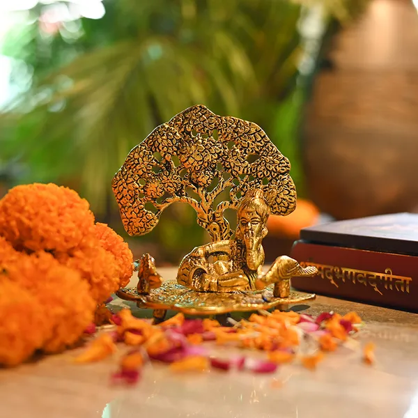 Golden_Aluminium_Ped_Laddu_Gopal_|_For_Devotion