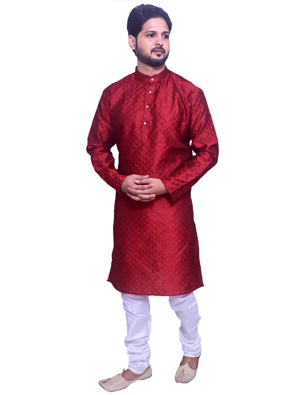 Men's_Brocade_Jacquard_Maroon_Kurta_White_Churidar_Pajama_Set_for_Wedding