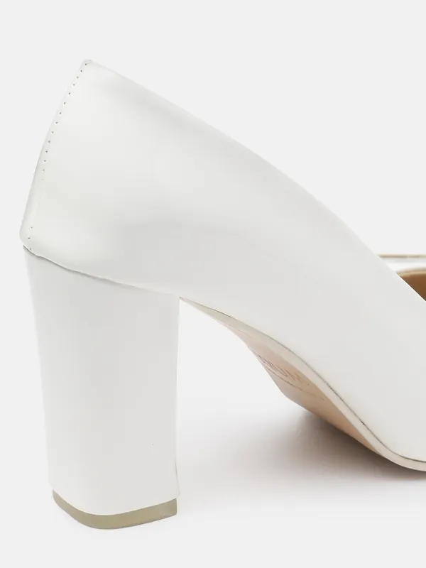 White_Synthetic_Patent_Pump_Heels_For_Women_(_3.5_Inch_)