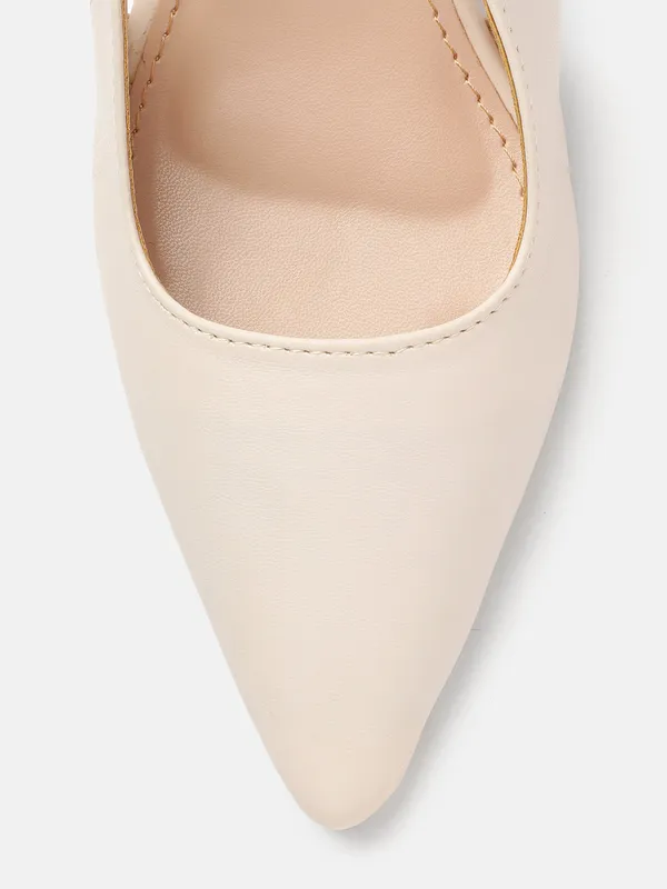 AXIUM_Women's_Cream_Pump_Slim_Heels,_3_inch_(BLY241)