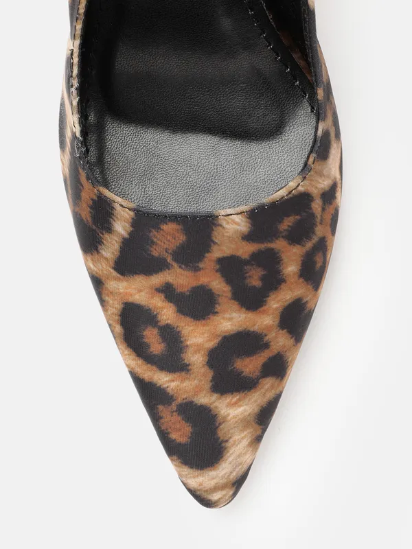 AXIUM_Women's_Black_Animal_Print_Buckle_embellished_Block_Heels,_3.5inch_(BLY247)