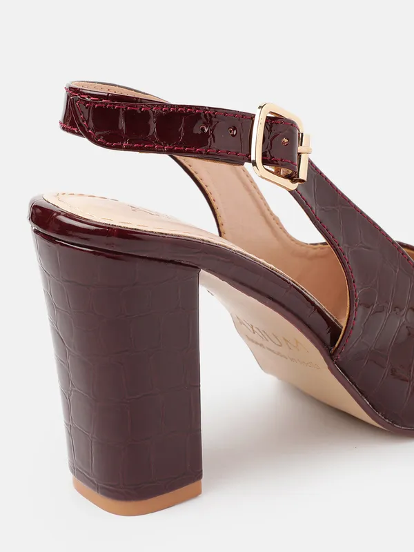 AXIUM_Women's_Maroon_Buckle_embellished_Block_Heels,_3.5inch_(BLY247)