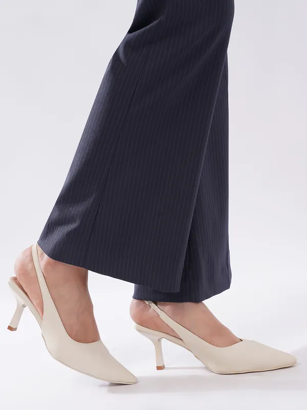 AXIUM_Women's_Cream_Pump_Slim_Heels,_3_inch_(BLY261)