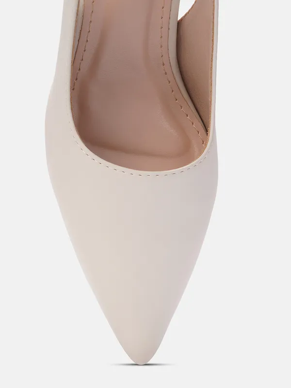 AXIUM_Women's_Cream_Pump_Slim_Heels,_3_inch_(BLY261)